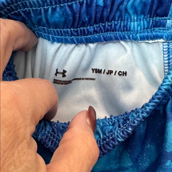 Under Armour Ocean Blue Patterned Shorts - Picture 3 of 4